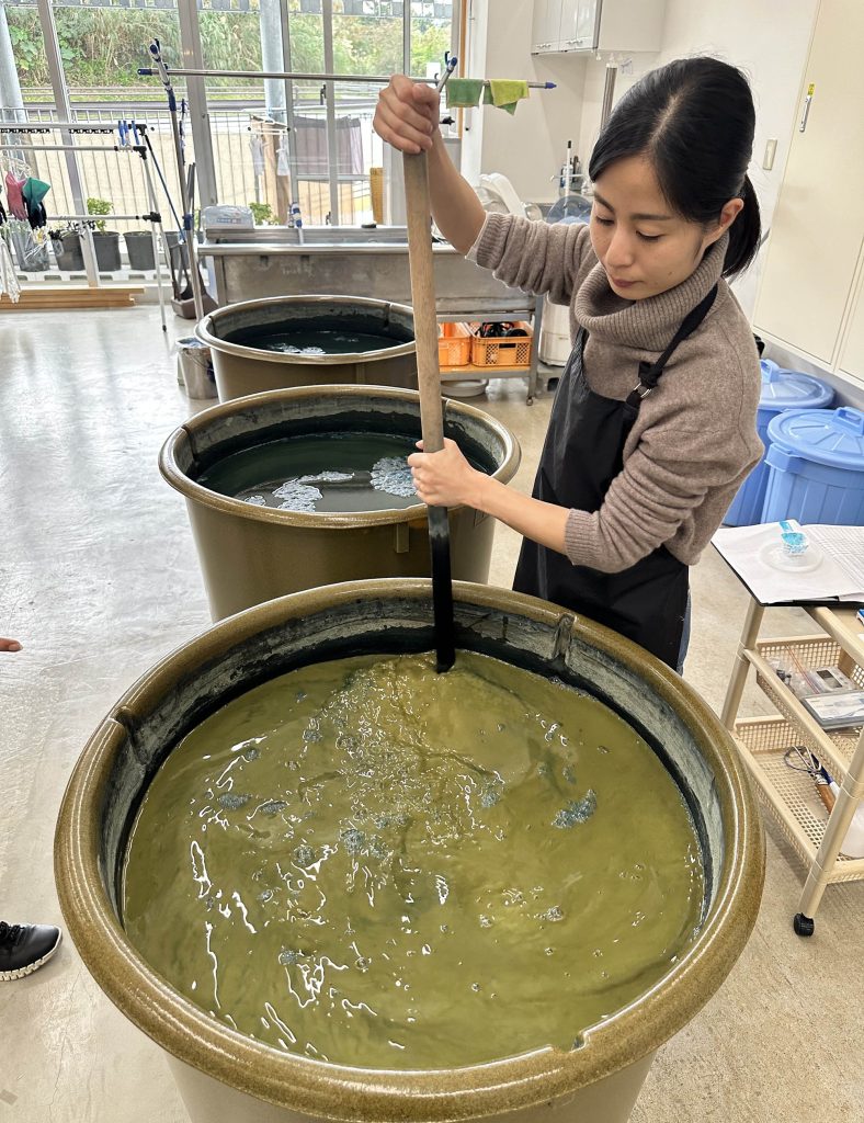 『おきなわ工芸の杜』芸術性の高い空間で沖縄の工芸について学び、体験できる｜豊見城市豊見城 / CELEBRATIONS maki