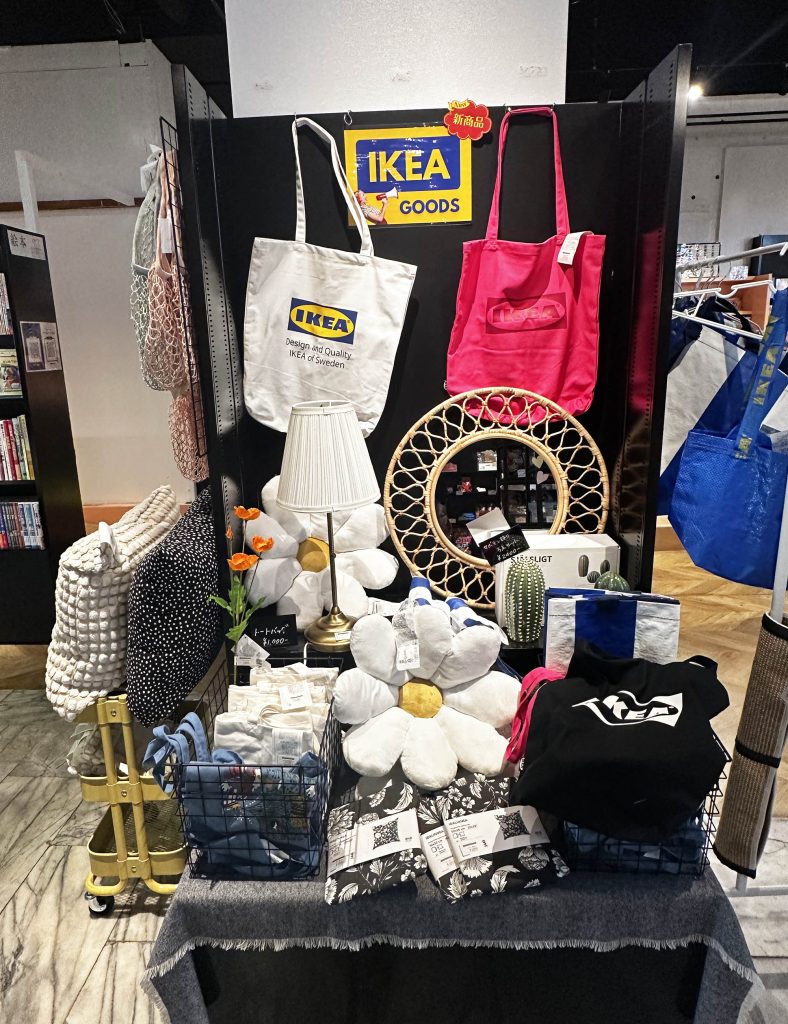 キリスト教書店『ライフセンタービブロス堂』で楽しめる雑貨やカフェ時間|那覇市曙 /CELEBRATIONS maki
