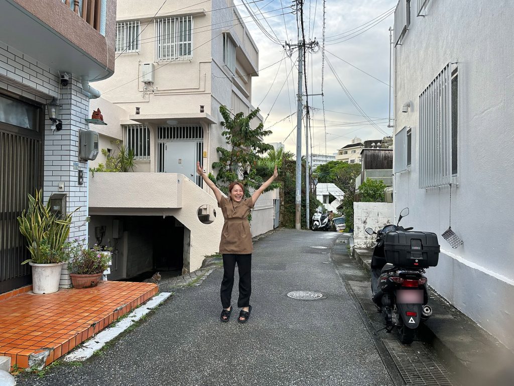 路地裏の隠れ家サロン『Lily beauty salon』で極上リンパマッサージ｜那覇市壺屋 /CELEBRATIONS maki