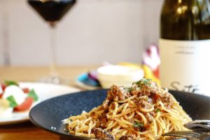 居心地の良い空間でいただく美味しいイタリアンとワイン『RESTAURANT & BAR VERY』｜那覇市壺屋 /CELEBRATIONS maki