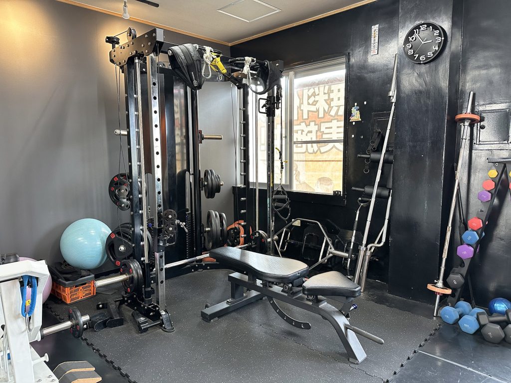 普天満宮そば、カイロを基本に身体を整えるパーソナルジム『GYM BOOTY PLUS 〜からだ元気工房〜』産後ケアにも｜宜野湾市普天間 /CELEBRATIONS maki