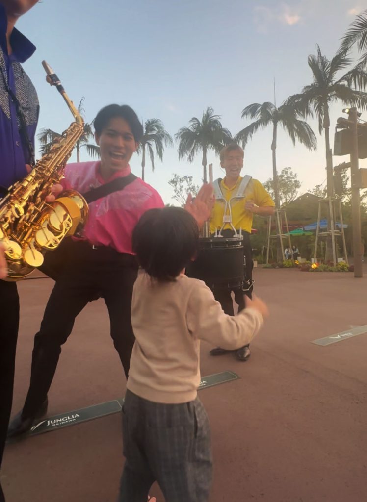 嘉数ゆりオススメ！『JUNGLIA OKINAWA（ジャングリア沖縄）』は夜も大興奮！｜国頭郡今帰仁村