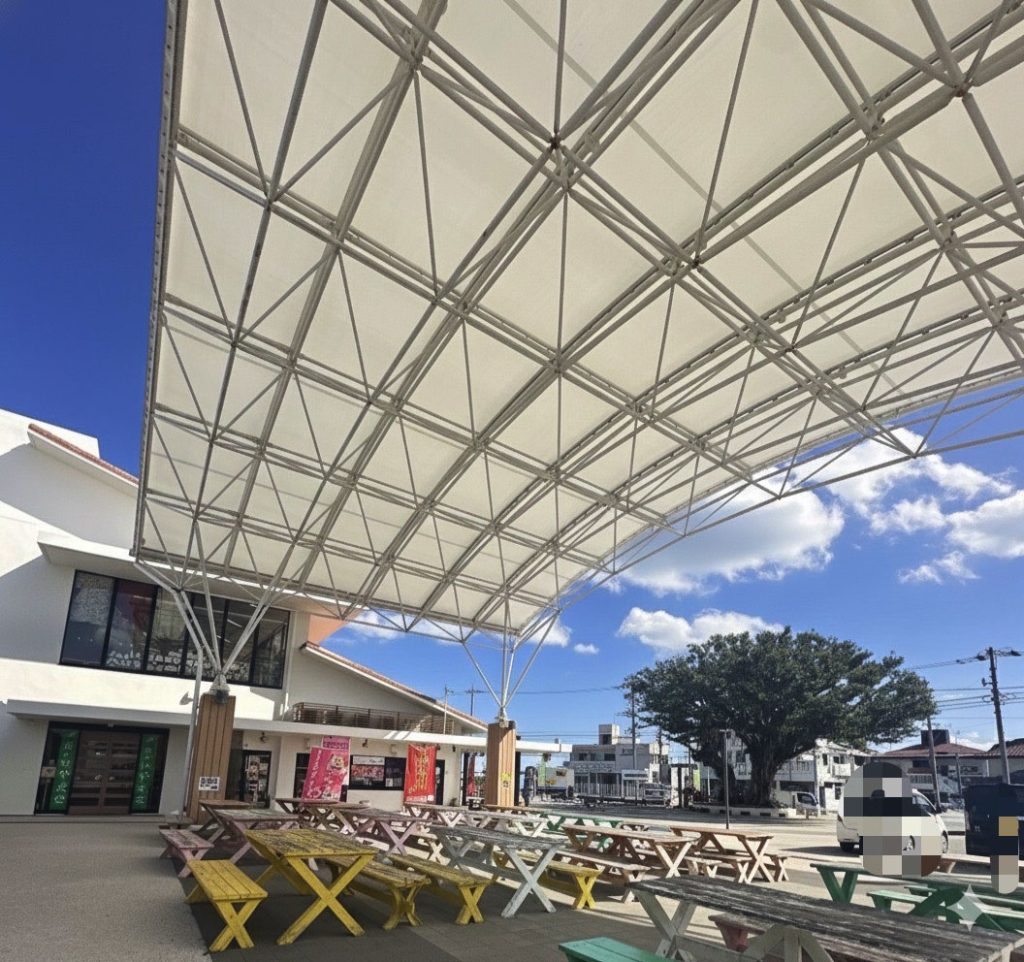 嘉数ゆりオススメ!地元の新鮮な農産物や特産物がいっぱい!『南の駅 やえせ』|島尻郡八重瀬町