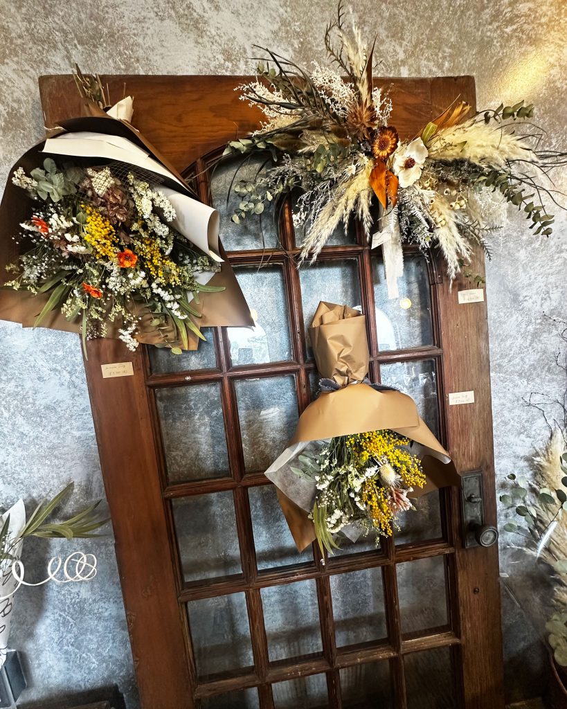 嘉数ゆりオススメ！お洒落で華やかなドライフラワー専門店『lily ronde（リリーロンド）』｜沖縄市美原
