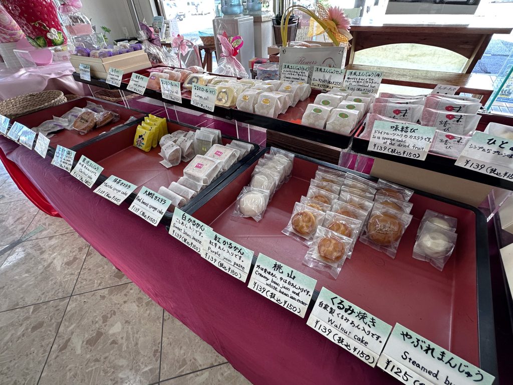 ジャーマンケーキに黒糖ケーキ。地域に愛され続けるコザの老舗菓子店『のぼりや製菓』|沖縄市上地|CELEBRATIONS maki