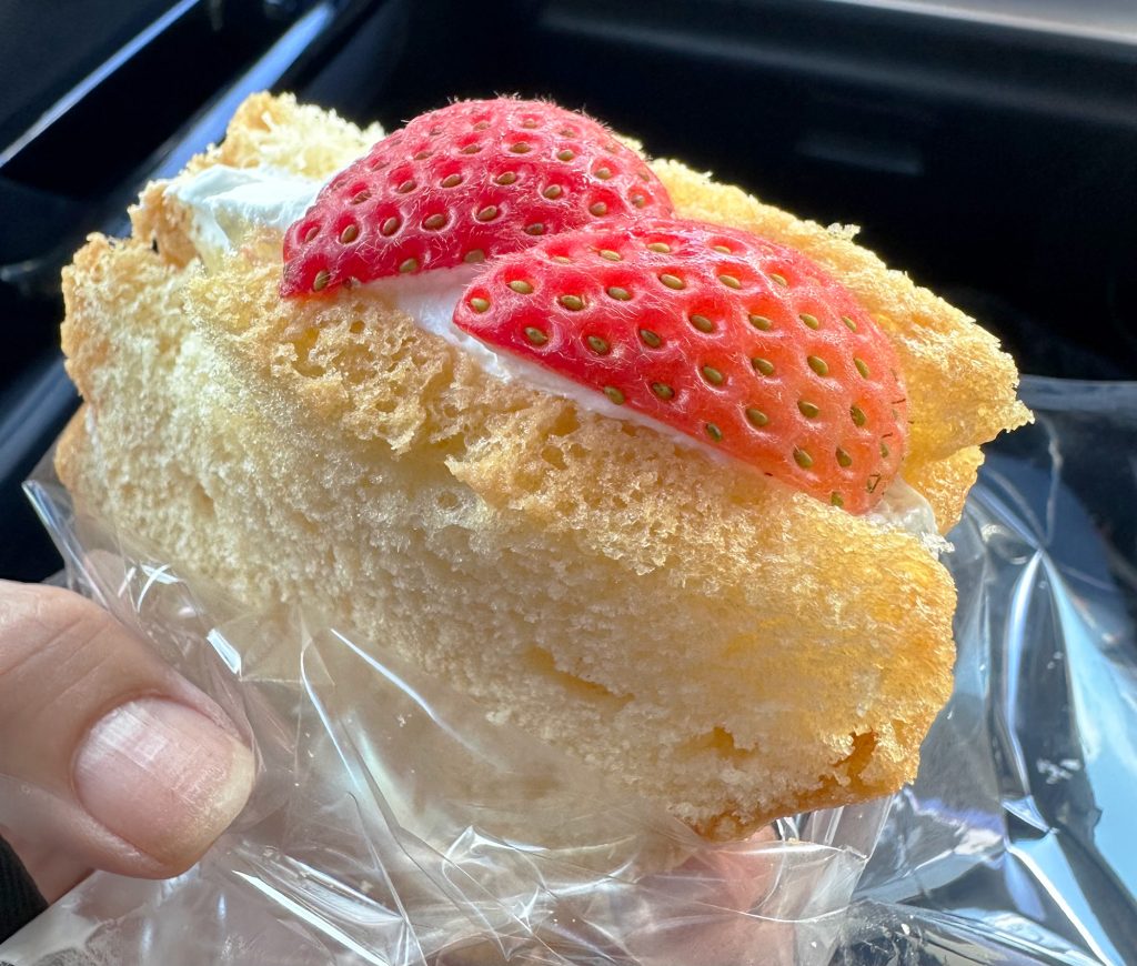 ジャーマンケーキに黒糖ケーキ。地域に愛され続けるコザの老舗菓子店『のぼりや製菓』|沖縄市上地|CELEBRATIONS maki
